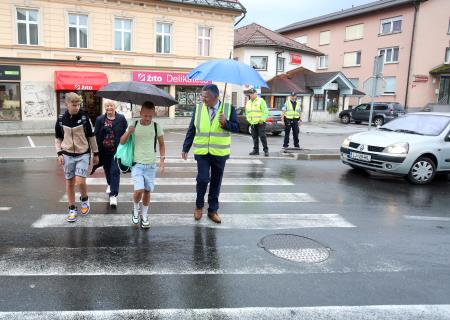 VARNA POT V ŠOLO 06 FOTO LJUBO VUKELIČ